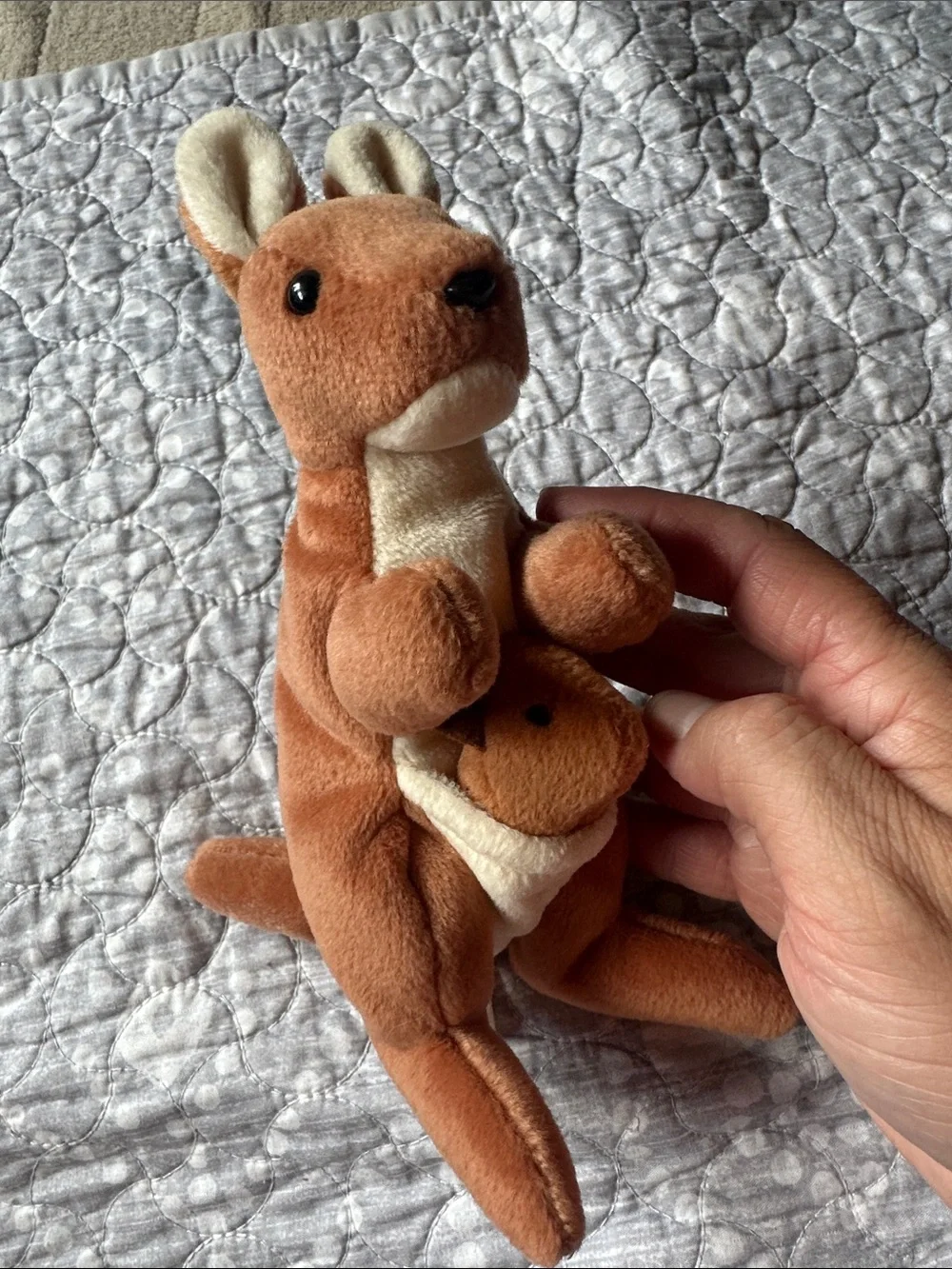 Ty Beanie Baby “Pouch” Brown Kangaroo with Joey Plush